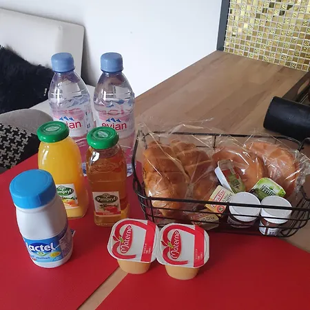 L'indecente - * Longeville-les-Saint-Avold