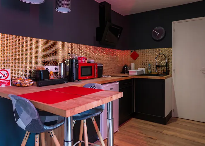 L'indecente - Longeville-les-Saint-Avold